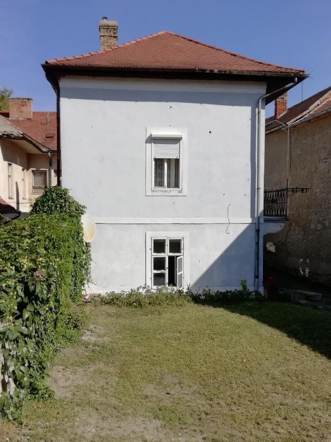 SátoraljaújhelyVia Tokaj Vendeghaz公寓 外观 照片